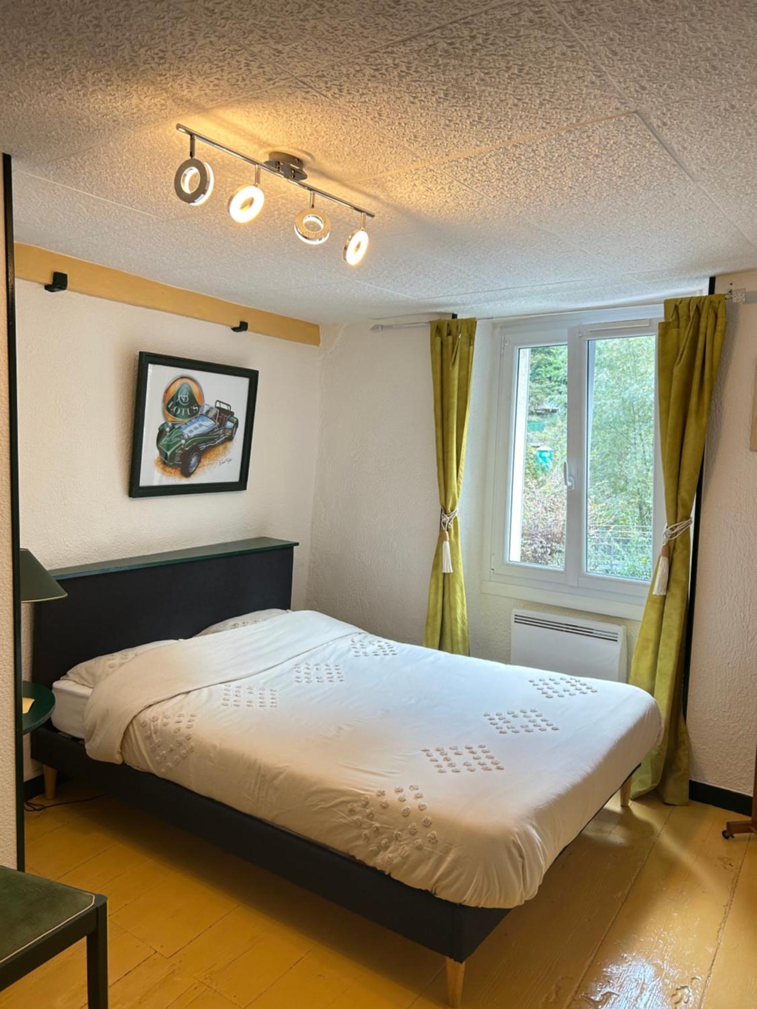 Charmante Maison De Montagne Pour 8 Personnes Livet-et-Gavet Eksteriør billede